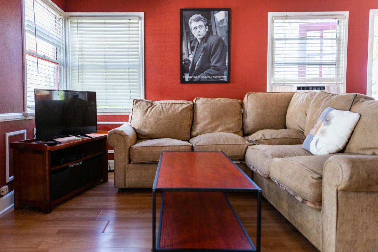 Hollywood Hills Suites Apartment Los Angeles