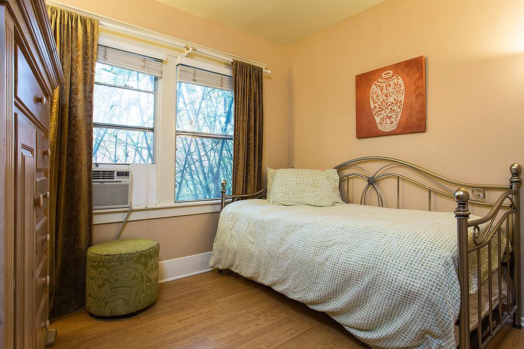 Apartamento Hollywood Hills Suites Los Ángeles